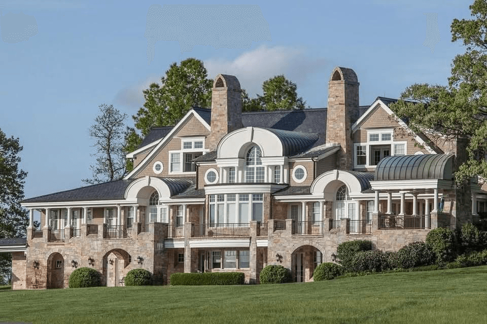 Exterior of the $8.9 million Virginia mansion whose contents were offered at auction